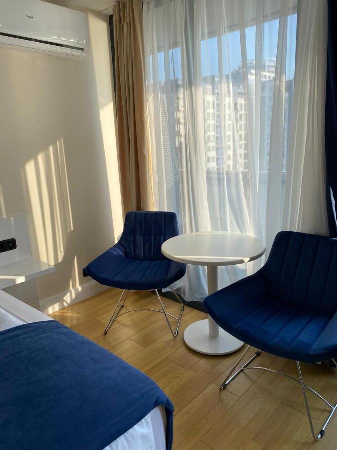 Sea view apart-hotel ORBI TWIN TOWERS 1413 Batumi Exterior foto